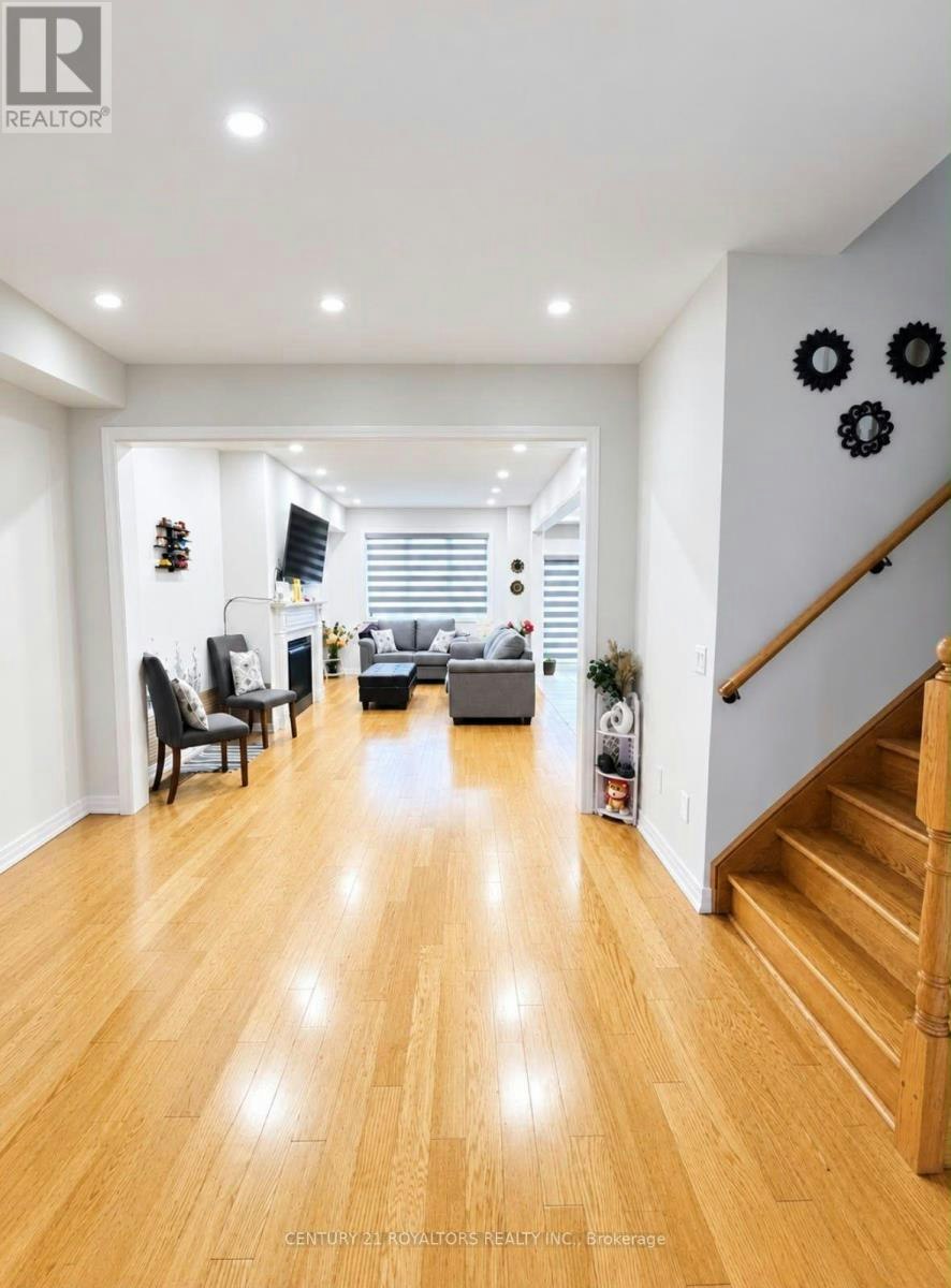 165 Huntingford Trail, Woodstock, ON, N4T 0M3 - 2