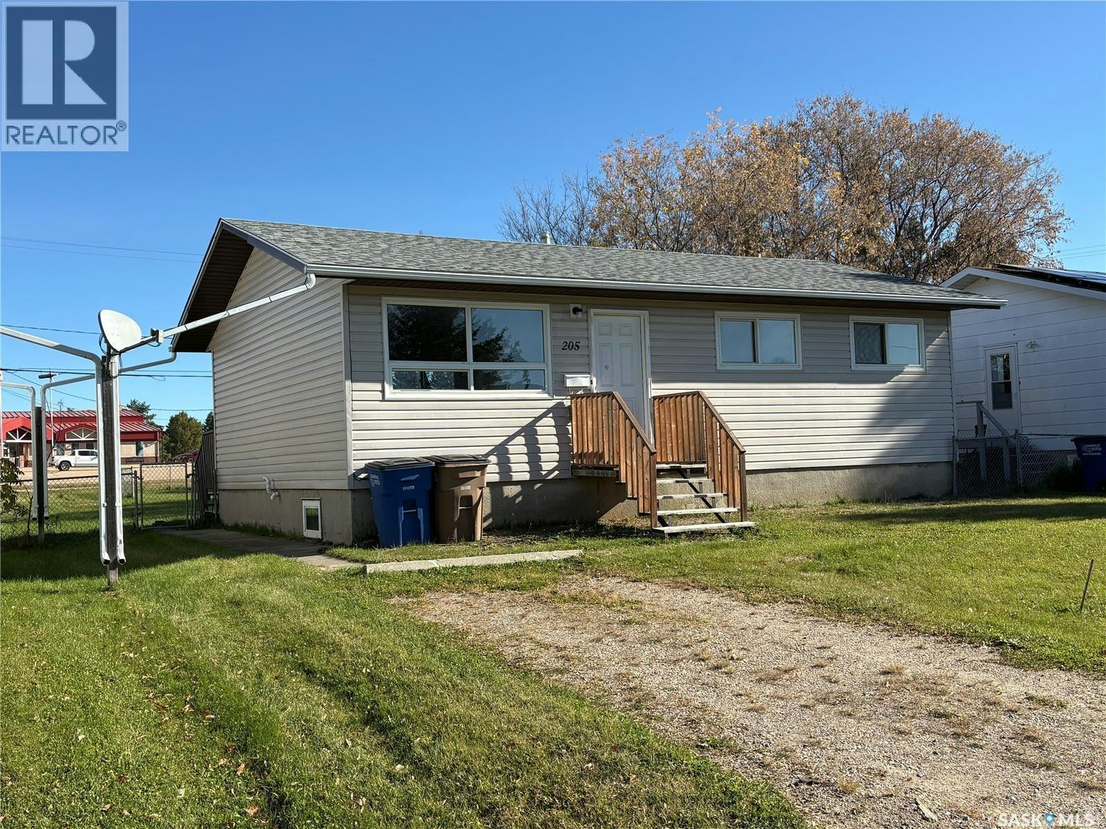 205 6th Avenue N, Big River, SK, S0J 0E0