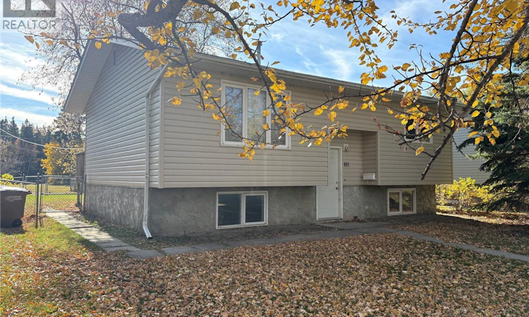 811 Main Street