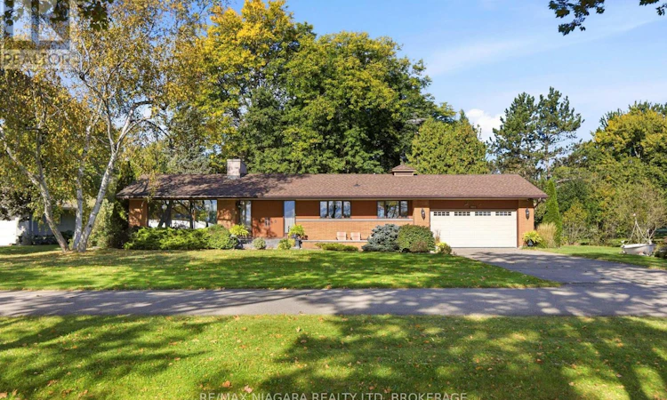 9985 Niagara River Parkway