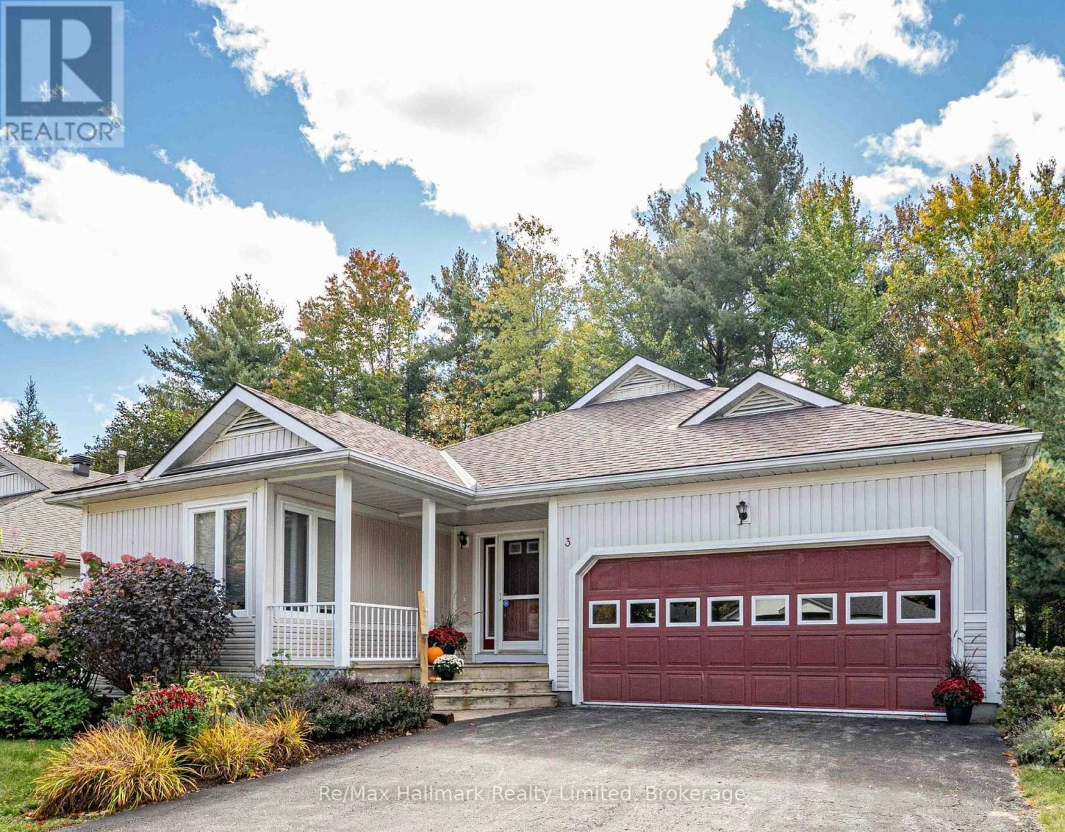 3 Woods Hollow, Gravenhurst, ON, P1P 1Y7