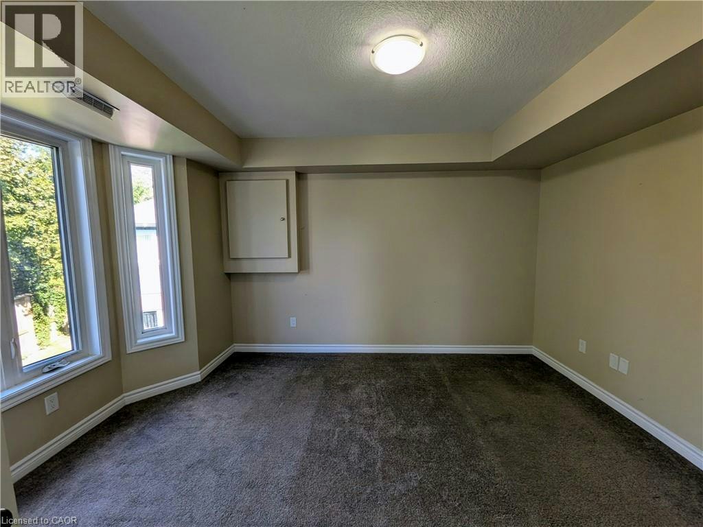 33-225 Riddell Street, Woodstock, ON, N4S 6N2 - 9