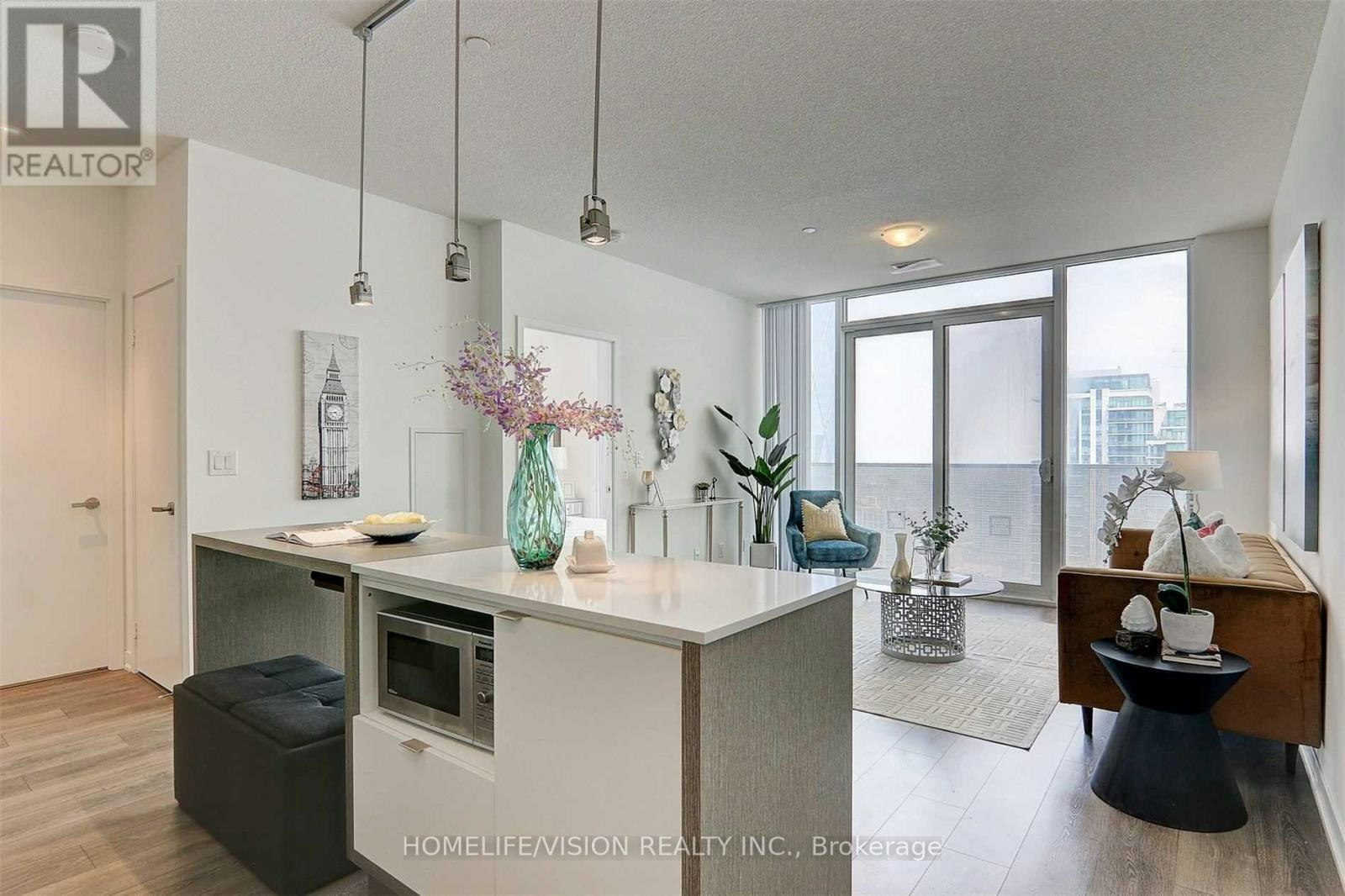 4906-100 Harbour Street, Toronto, ON, M5J 2T5 - 3