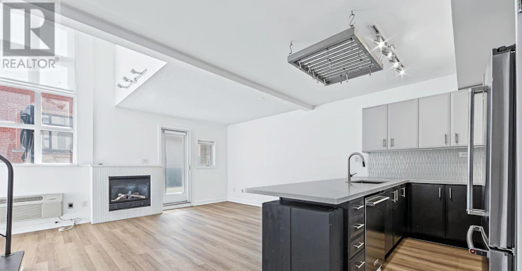 124-21 Earl Street, Toronto, ON, M4Y 3C8 - 10