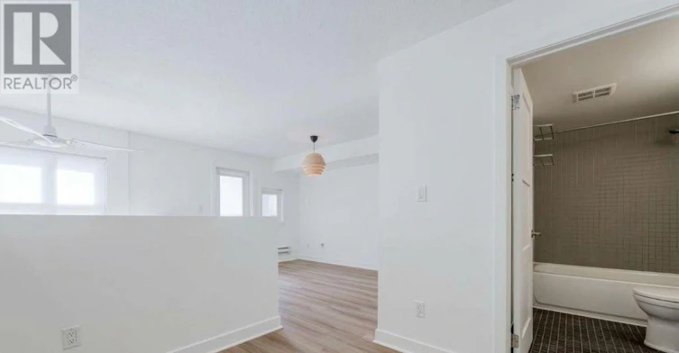 124-21 Earl Street, Toronto, ON, M4Y 3C8 - 15