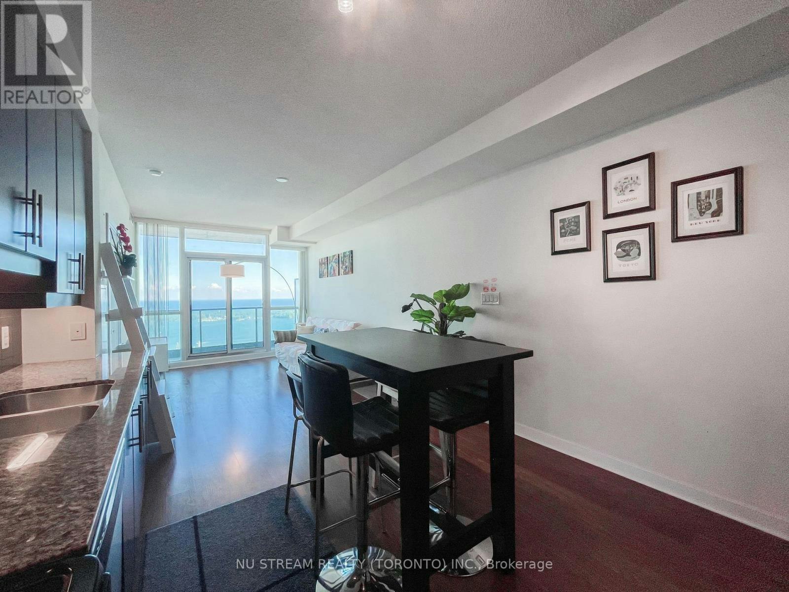 4509-33 Bay Street, Toronto, ON, M5J 2Z3 - 11