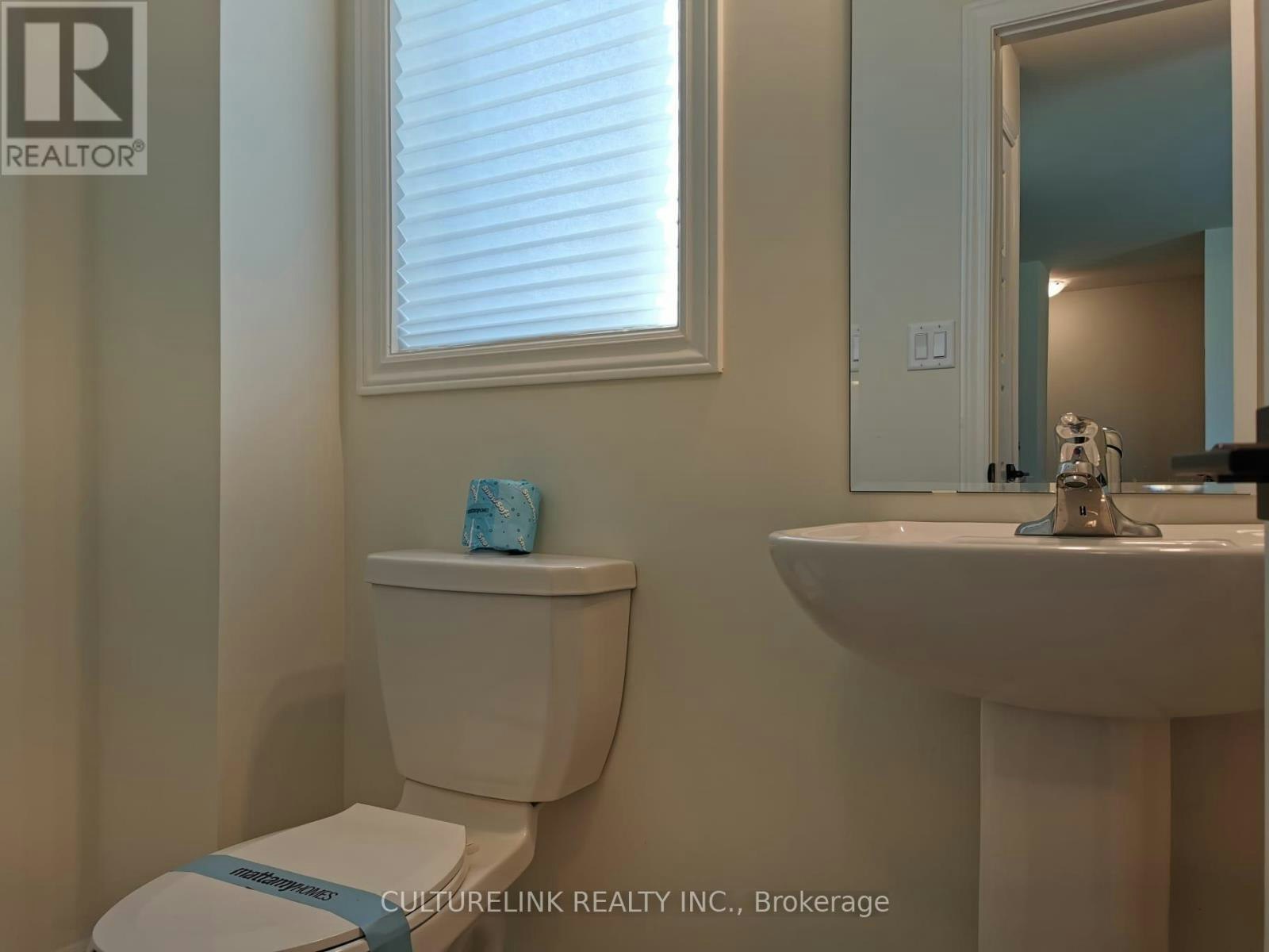 302-1034 Reflection Place, Pickering, ON, L1X 0L1 - 9