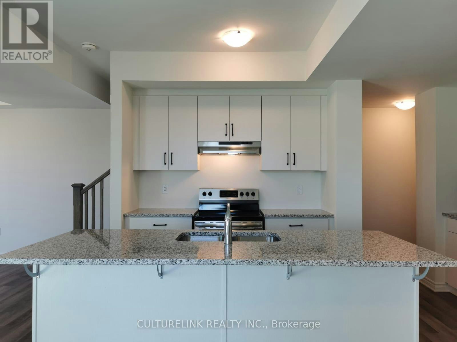 302-1034 Reflection Place, Pickering, ON, L1X 0L1 - 12