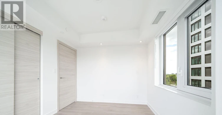 W214-485 Perth Avenue, Toronto, ON, M6N 0B9 - 12