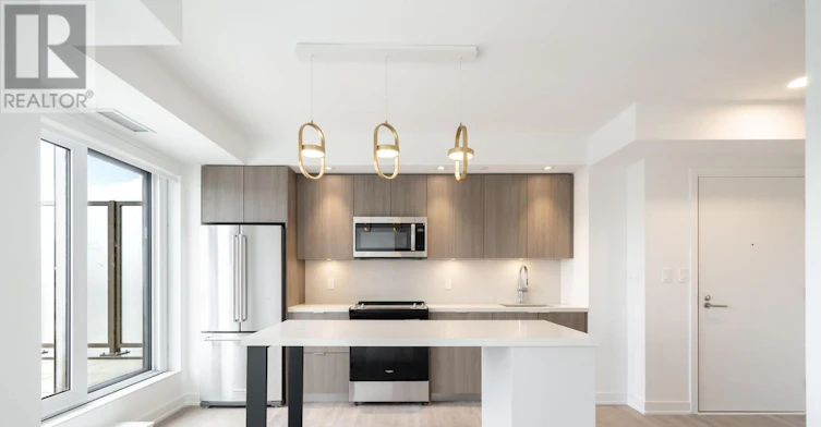 W214-485 Perth Avenue, Toronto, ON, M6N 0B9 - 2