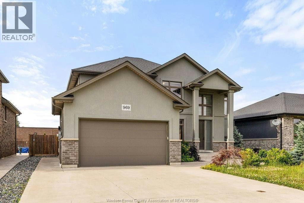 969 Westwood Drive, Lakeshore, ON, N0R 1A0 - 2