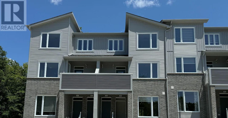 47-990 Deveron Crescent, London, ON, N5Z 0B3