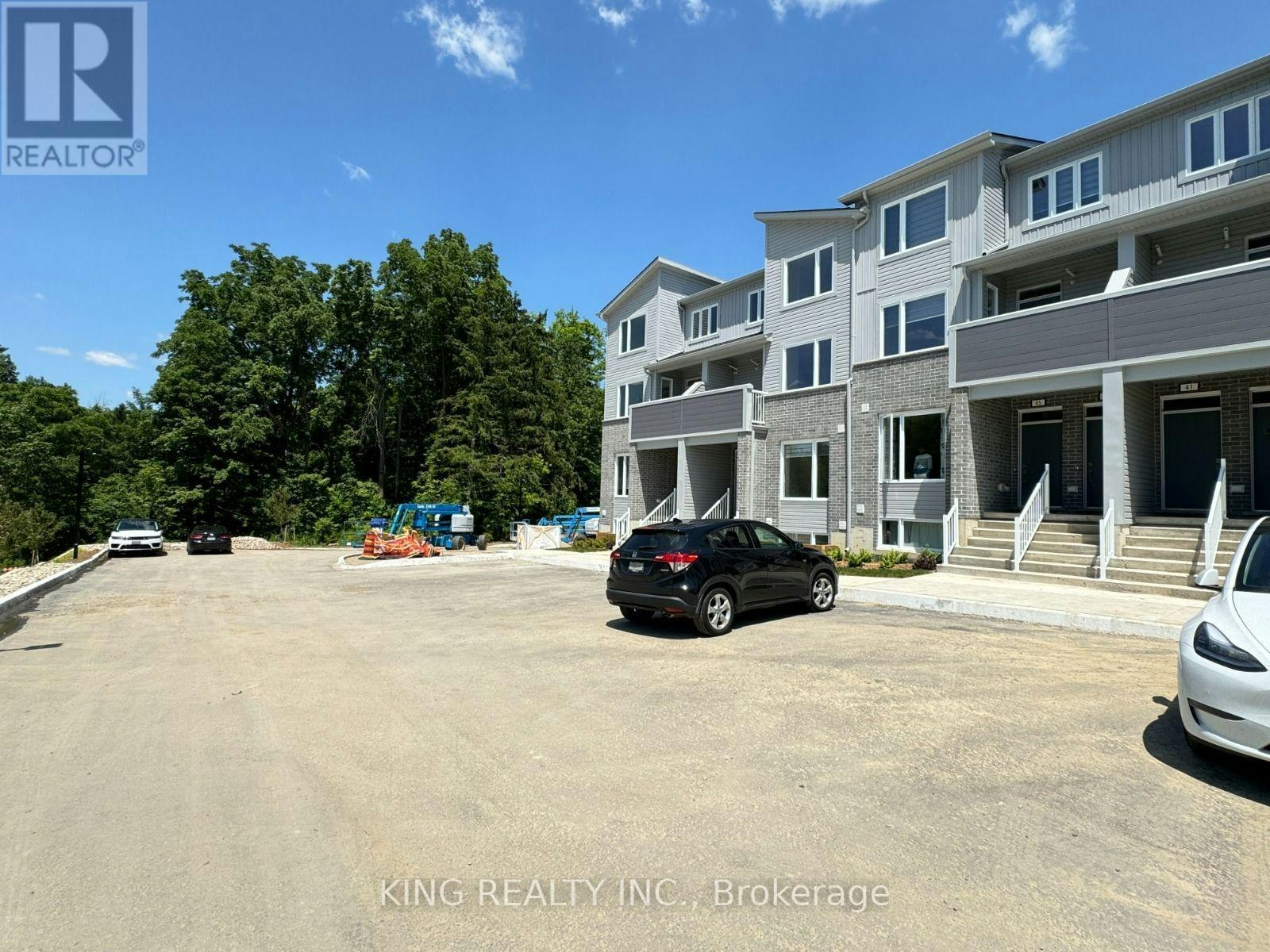 47-990 Deveron Crescent, London, ON, N5Z 0B3 - 5