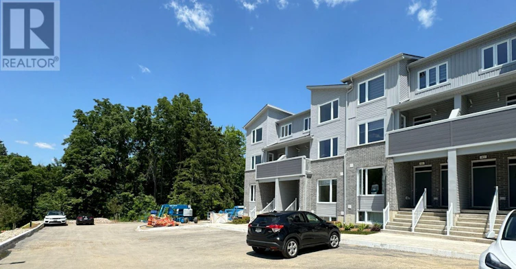 47-990 Deveron Crescent, London, ON, N5Z 0B3 - 5