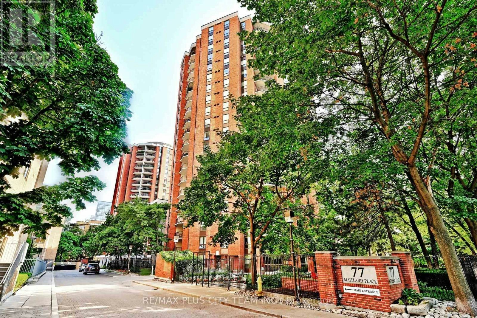 123-77 Maitland Place, Toronto, ON, M4Y 2V6