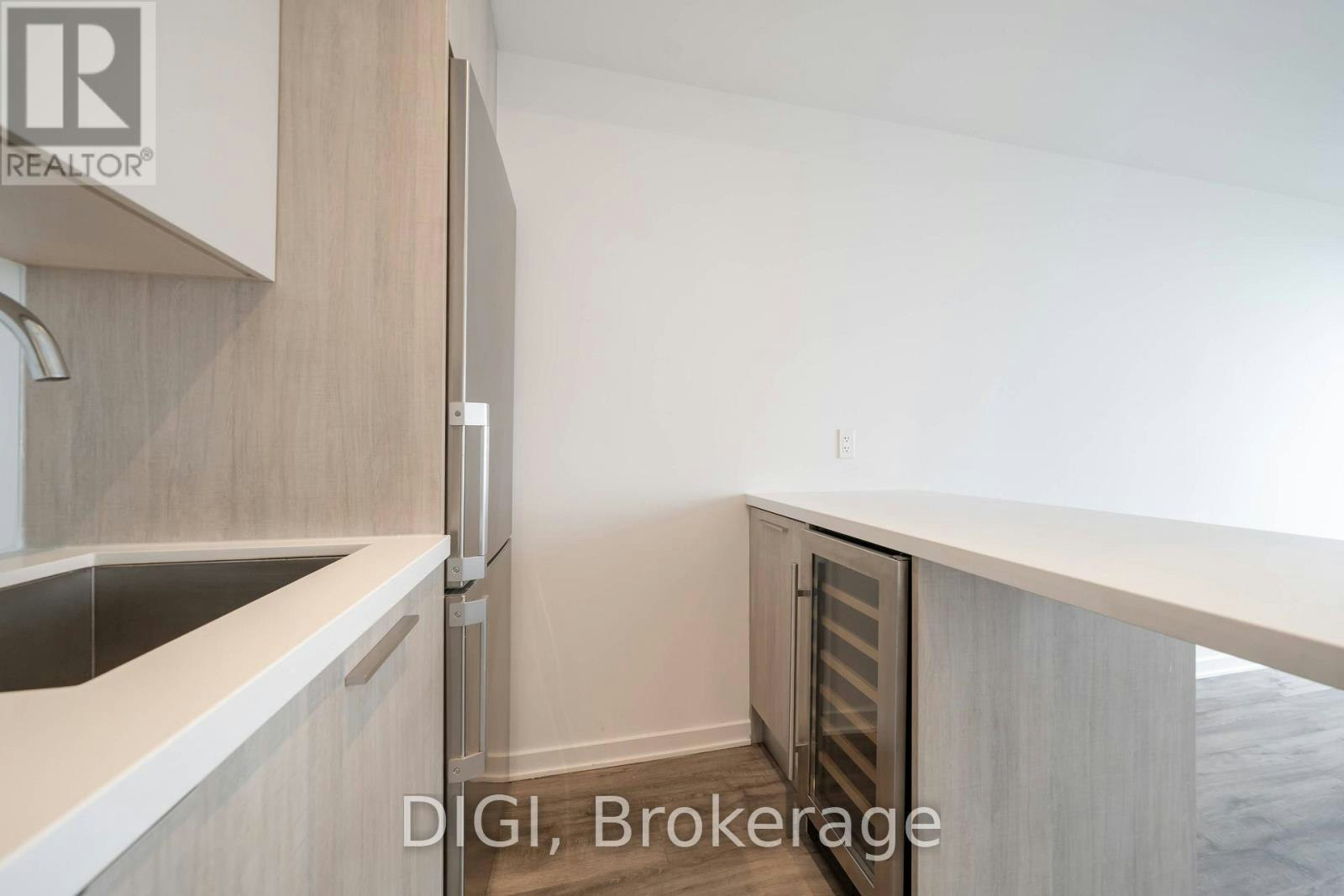 708-25 Selby Street, Toronto, ON, M4Y 0E6 - 11