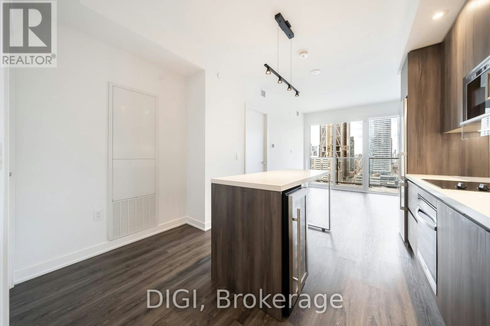 3004-8 Gloucester Street, Toronto, ON, M4Y 0H8 - 2