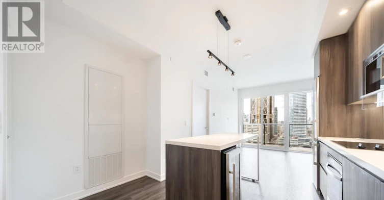 3004-8 Gloucester Street, Toronto, ON, M4Y 0H8 - 2
