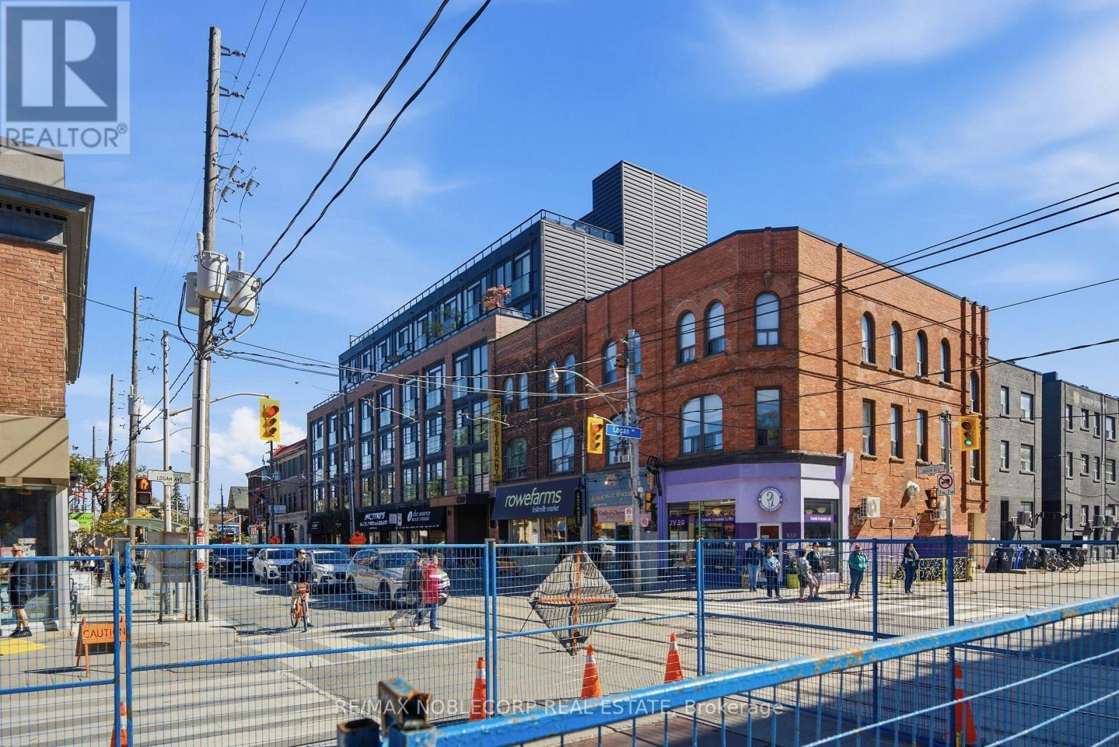 413-899 Queen Street, Toronto, ON, M4M 0C8 3