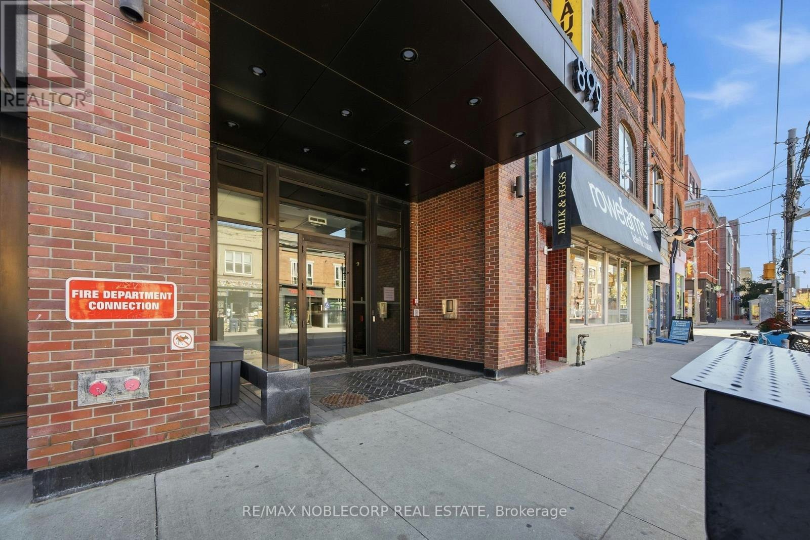 413-899 Queen Street, Toronto, ON, M4M 0C8 4