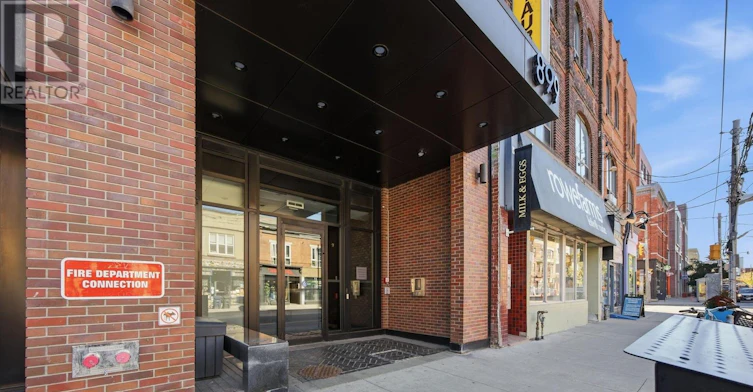 413-899 Queen Street, Toronto, ON, M4M 0C8 - 4