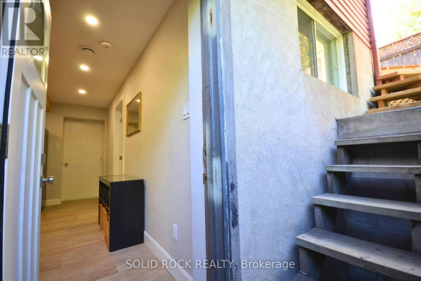 B-1441 Edgecliffe Avenue, Ottawa, ON, K1Z 8G2 - 6