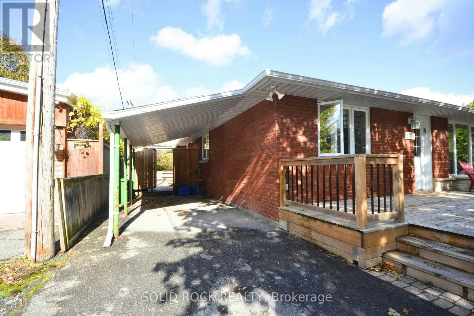 B-1441 Edgecliffe Avenue, Ottawa, ON, K1Z 8G2 3