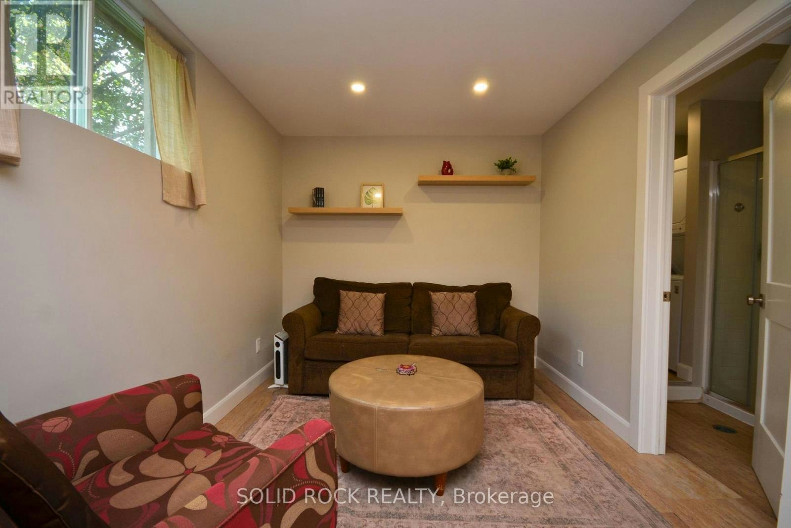 B-1441 Edgecliffe Avenue, Ottawa, ON, K1Z 8G2 - 11