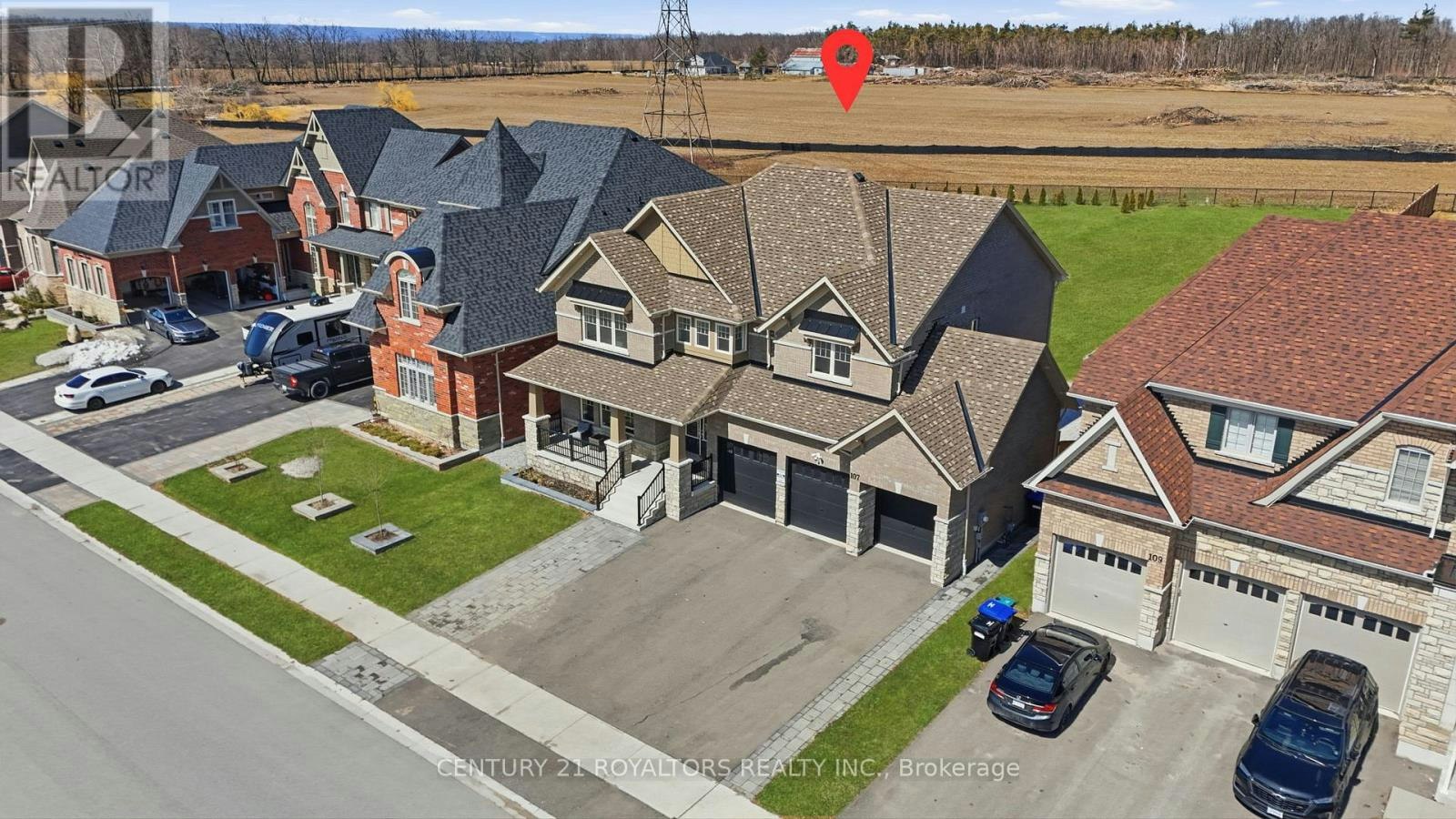 107 Rugman Crescent, Springwater, ON, L9X 2A5