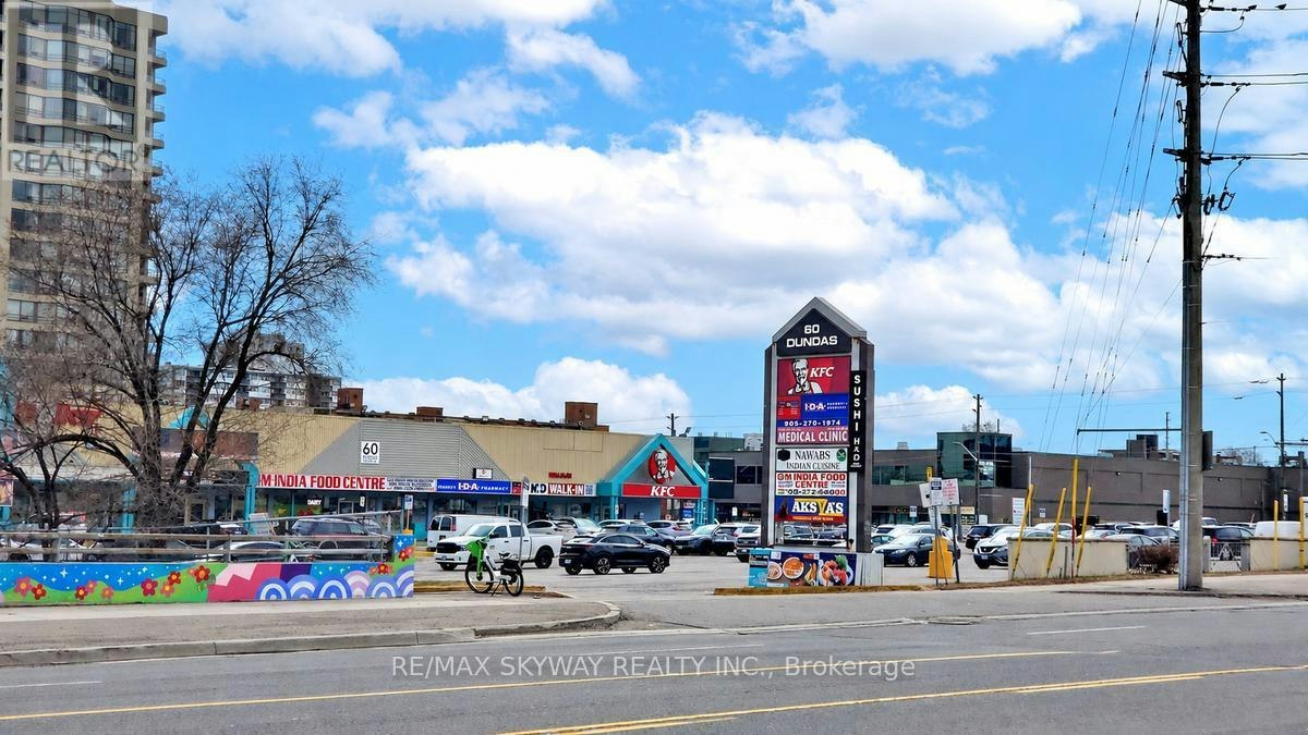 523-86 Dundas Street E, Mississauga, ON, L5A 0B1 - 30