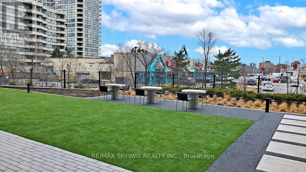 523-86 Dundas Street E, Mississauga, ON, L5A 0B1 - 31