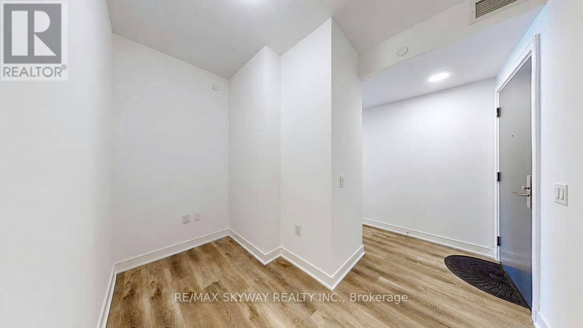 523-86 Dundas Street E, Mississauga, ON, L5A 0B1 - 23