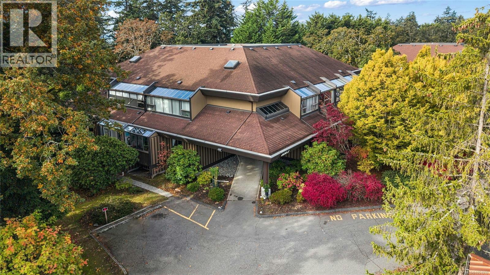 464E-4678 Elk Lake Drive, Saanich, BC, V8Z 5M1