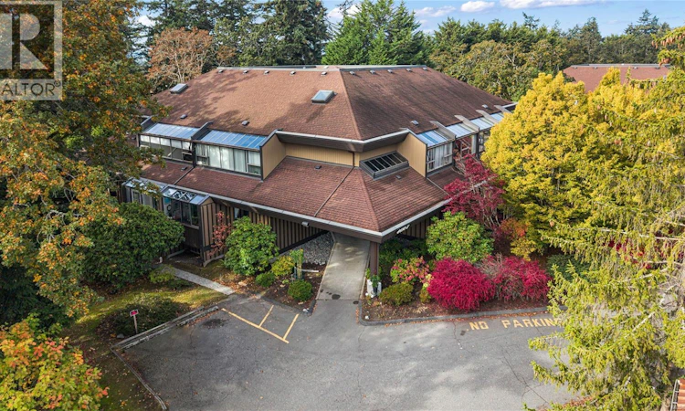 464E-4678 Elk Lake Drive