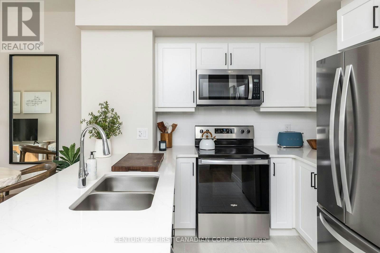714-230 North Centre Road, London, ON, N5X 0P9 - 4