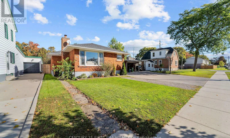 180 Forest Avenue