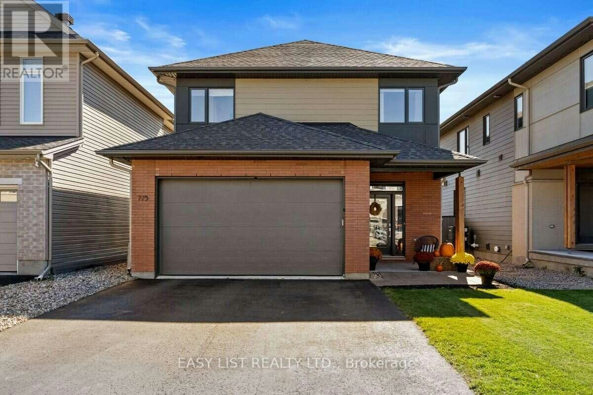 775 Carnelian Crescent, Ottawa, ON, K1X 0A8