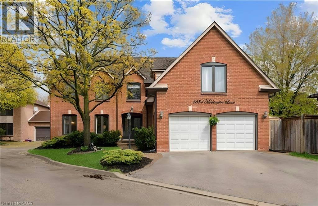 6654 Mockingbird Lane, Mississauga, ON, L5N 5J9