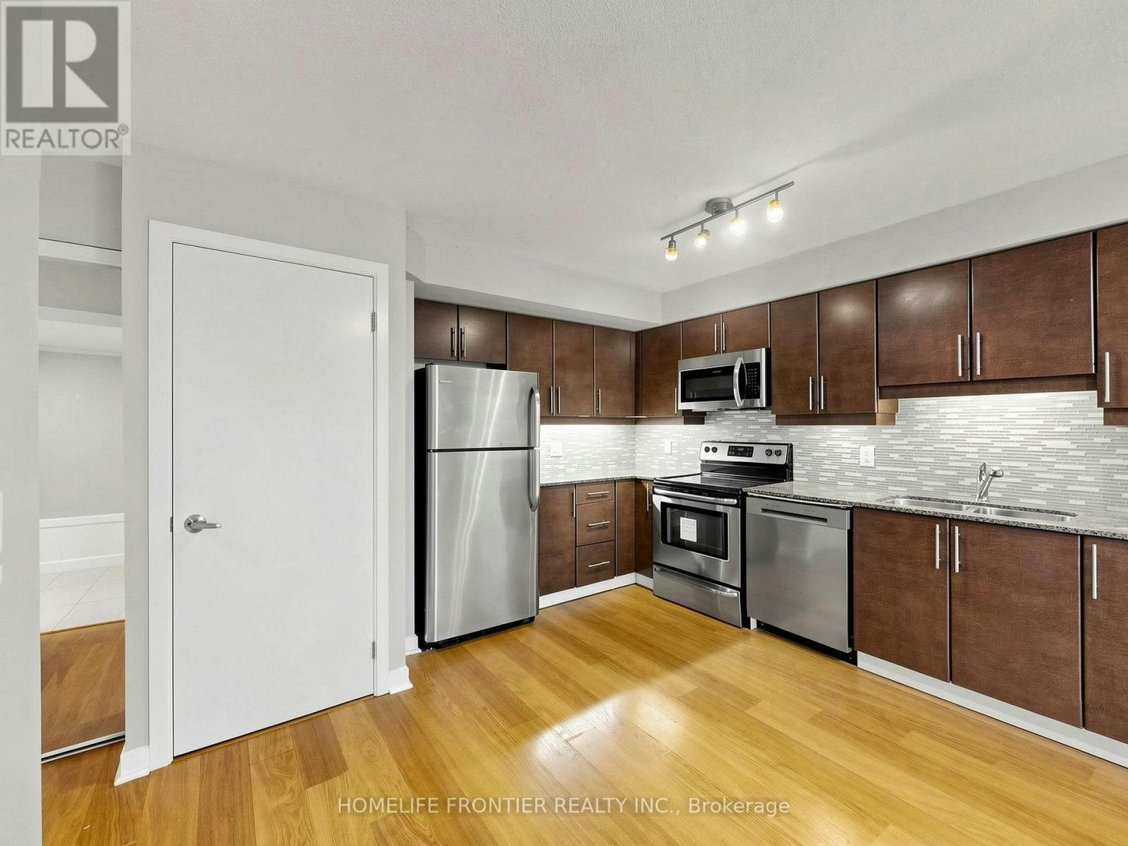 707-33 Bay Street, Toronto, ON, M5J 2Z3 - 11