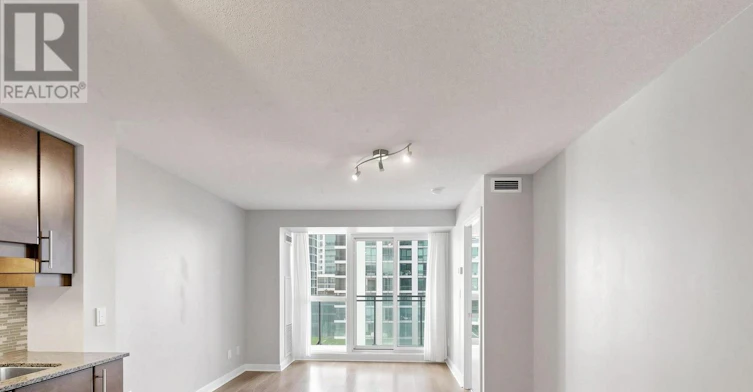 707-33 Bay Street, Toronto, ON, M5J 2Z3 - 7