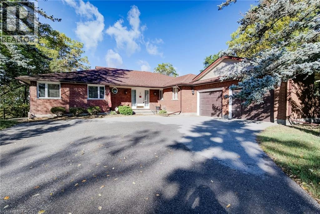 44 Greensview Drive, Kitchener, ON, N2P 2E6