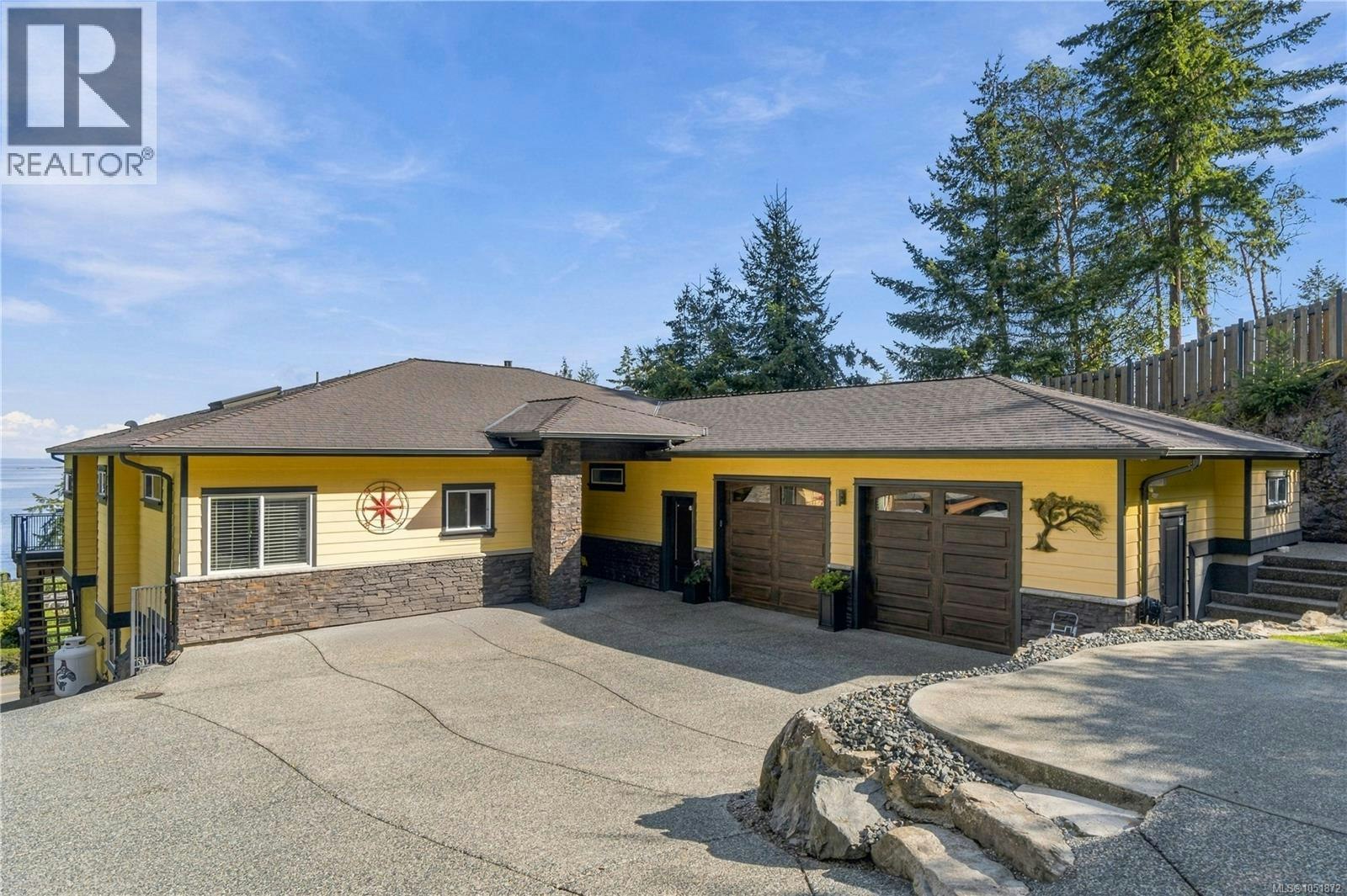 3030 Dolphin Drive - 2