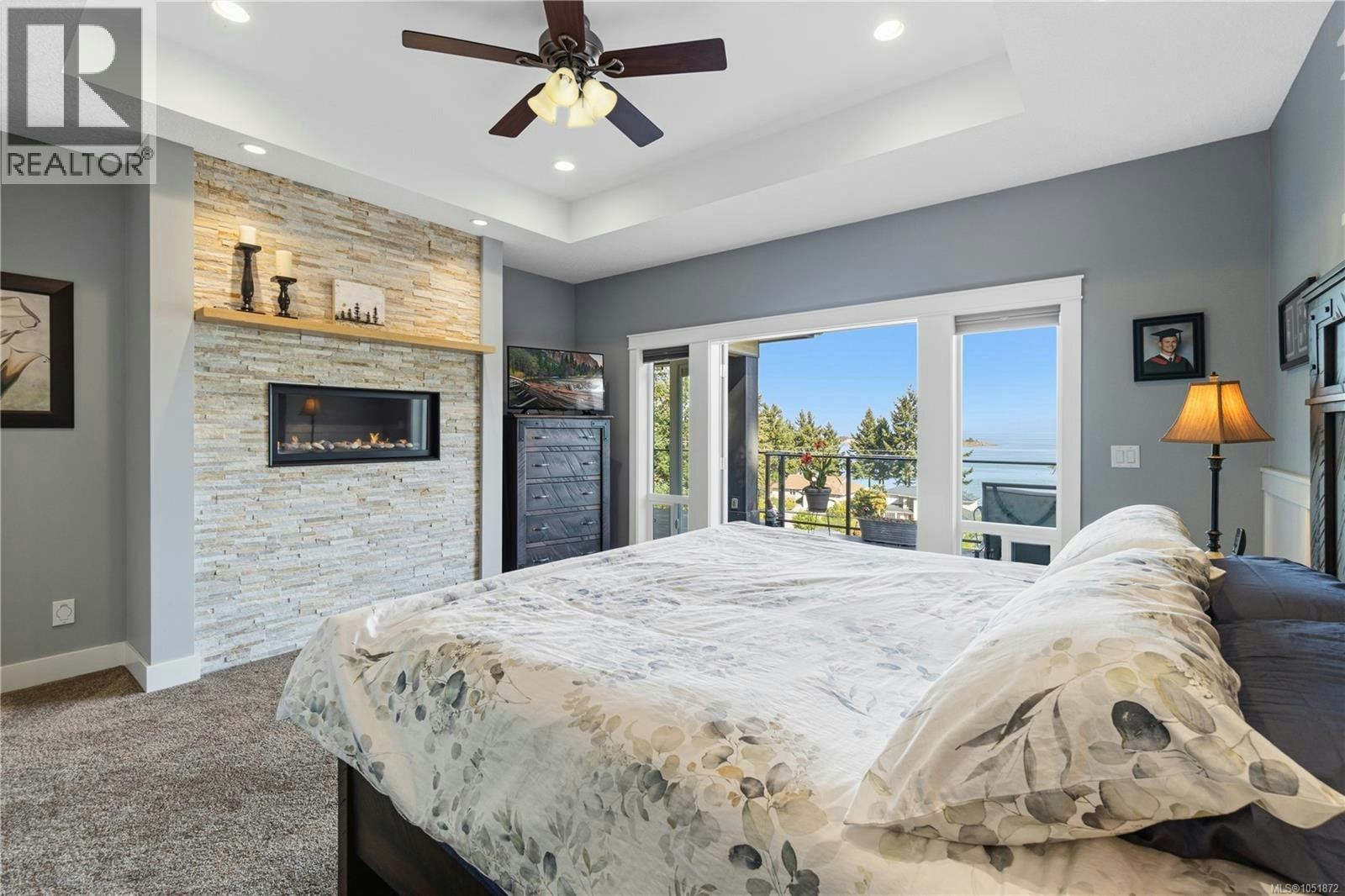 3030 Dolphin Drive - 4