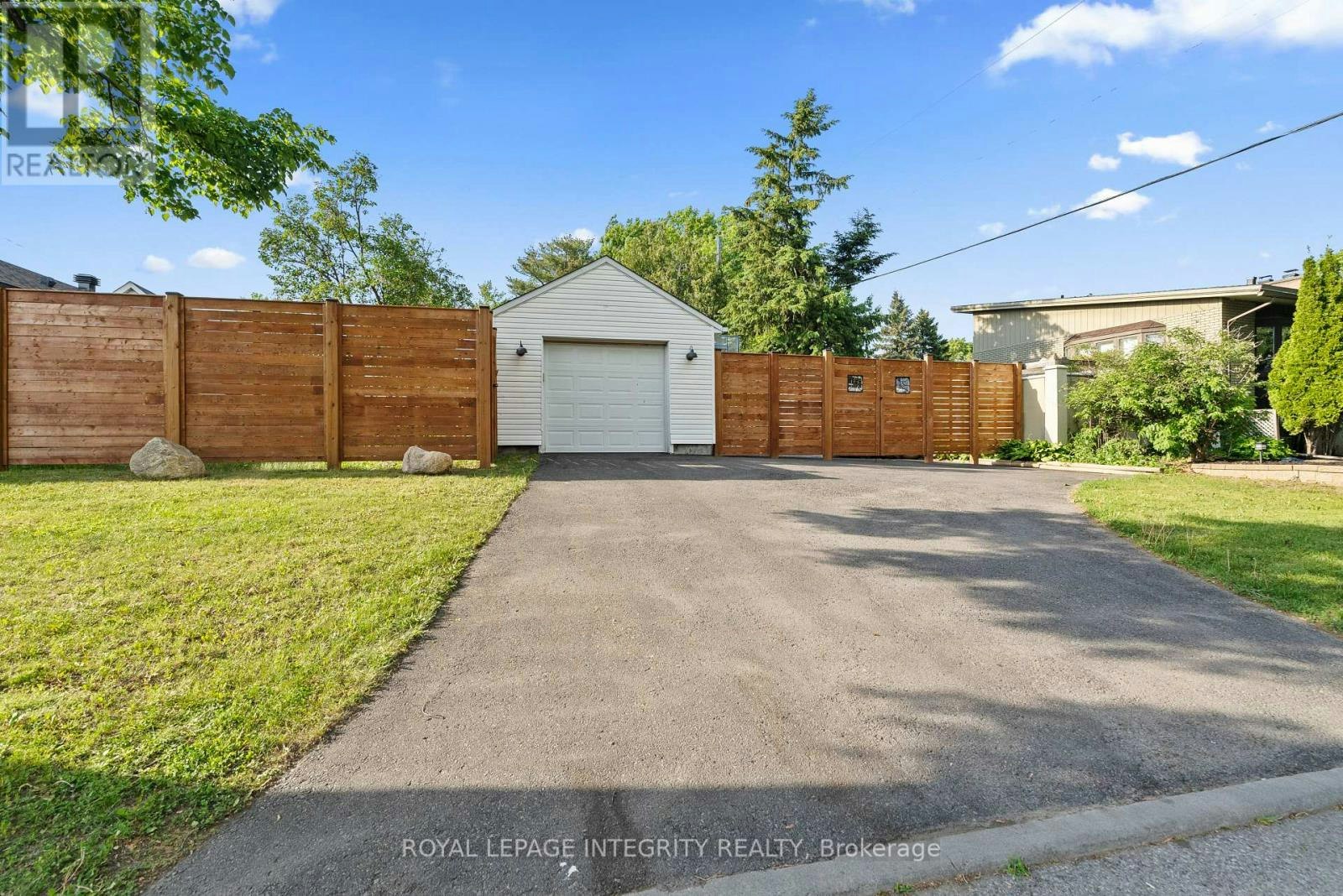 2461 Alta Vista Drive, Ottawa, ON, K1H 7M9 - 41