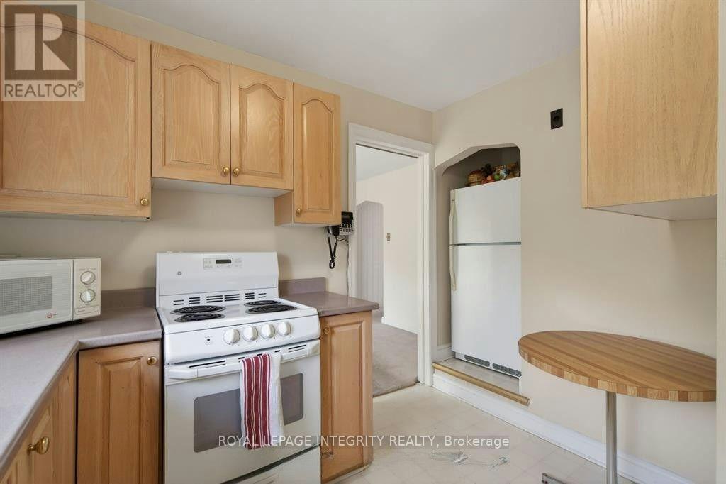 1442 Cavendish Road, Ottawa, ON, K1H 6C3 - 11