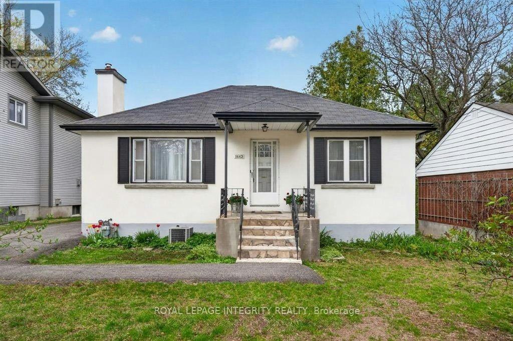 1442 Cavendish Road, Ottawa, ON, K1H 6C3