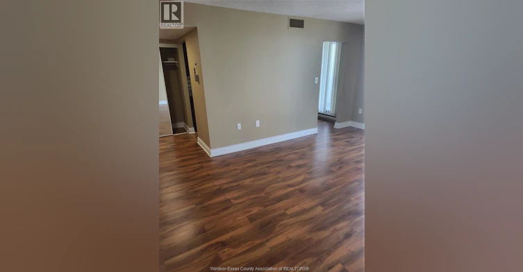 1604-380 Pelissier Street, Windsor, ON, N9A 6V7 - 7
