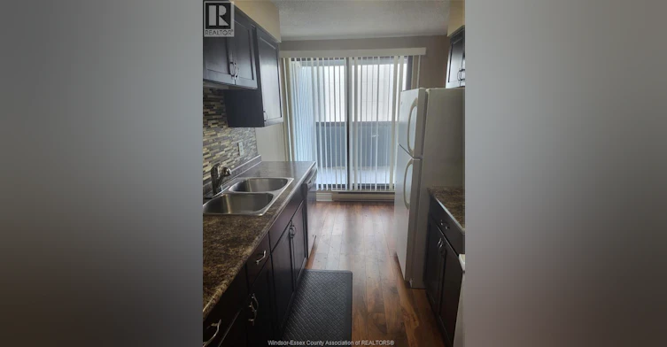 1604-380 Pelissier Street, Windsor, ON, N9A 6V7 - 10