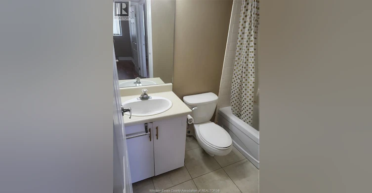 1604-380 Pelissier Street, Windsor, ON, N9A 6V7 - 16