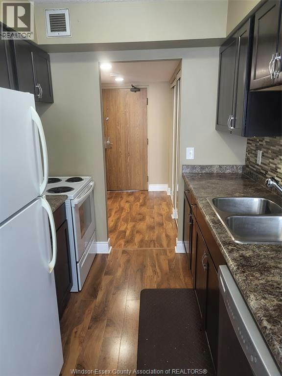 1604-380 Pelissier Street, Windsor, ON, N9A 6V7 - 9